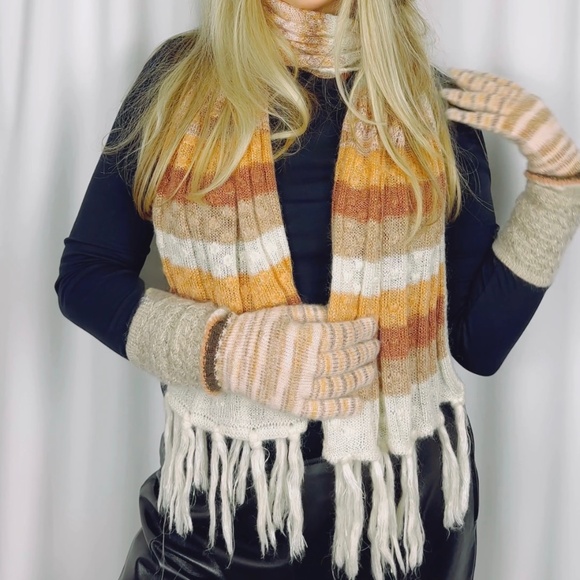 Vintage Missoni Foulard Scarf + Gloves Set with Sparkle Weave in Italian Mohair - Picture 9 of 13